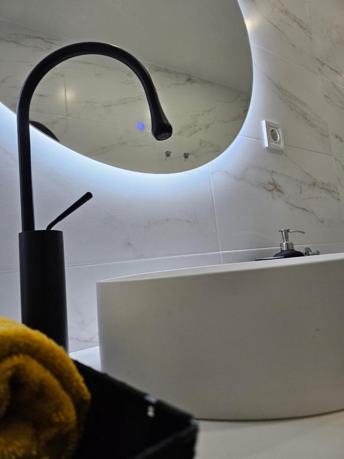 Adriva Apartamento-Loft Imperial Centro Wifi Валадоид Екстериор снимка